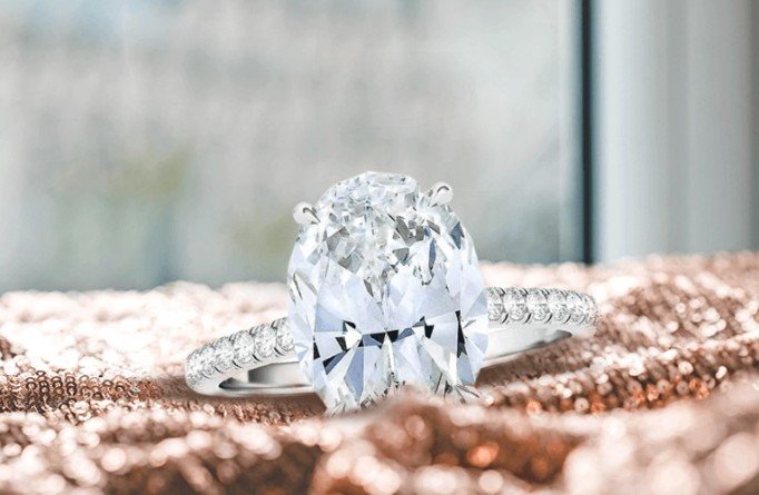 What Makes a Diamond Sparkle? Insights from London Experts